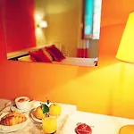 Hotel Al Madarig 3*