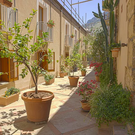 Hotel Al Madarig