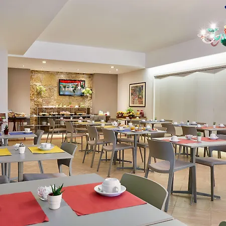 Hotel Al Madarig